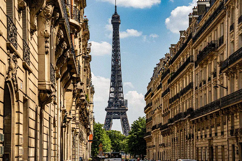 travel to Paris