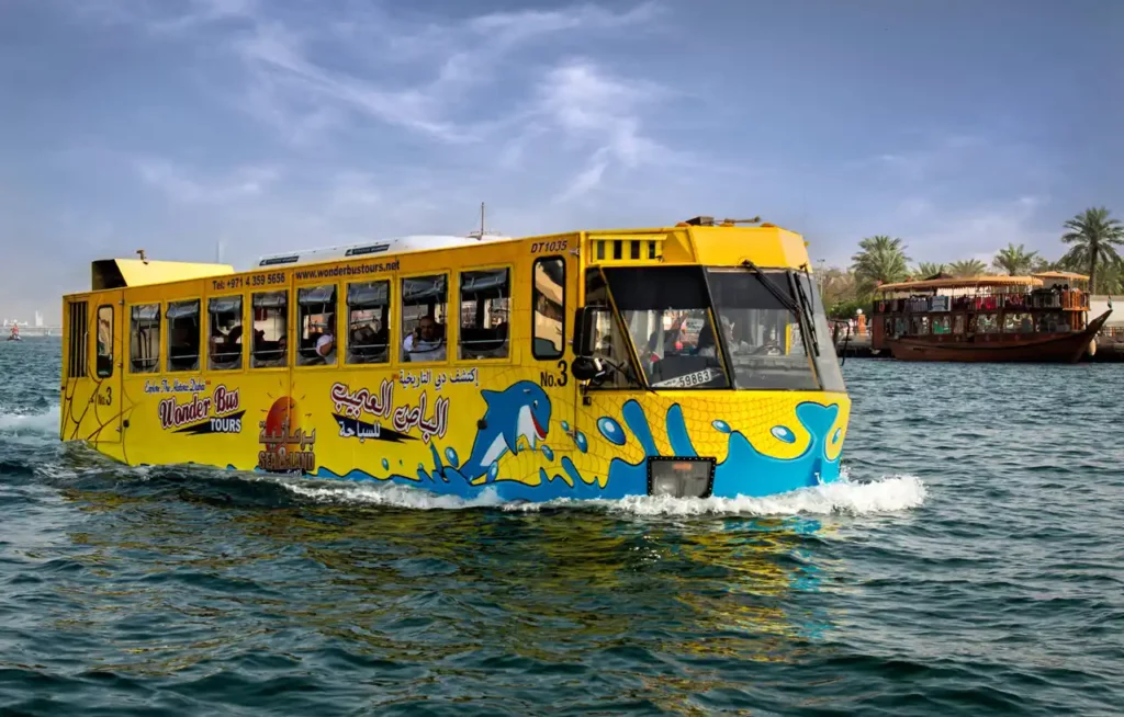Buses and water taxis (Abras)